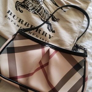 Mini Burberry purse